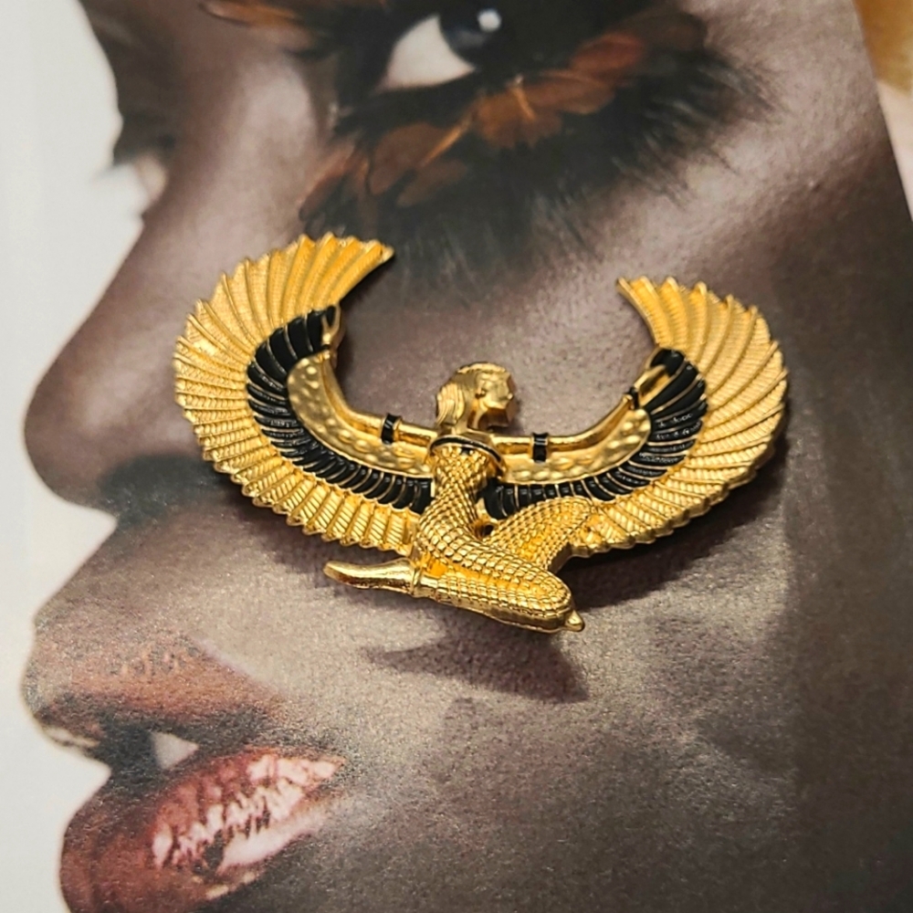 Vintage Egyptian Revival Ancient Goddess Ma'at Enamel Gold Brooch
